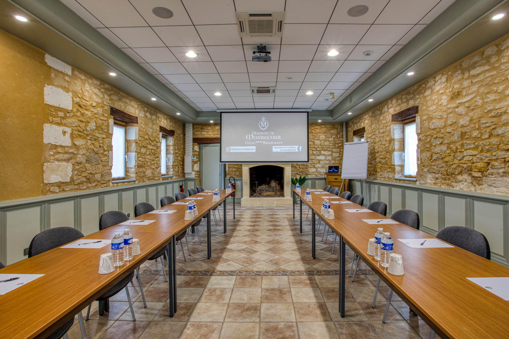 Séminaire au Domaine de Monrecour, Saint-Vincent-de-Cosse – © Le Guide Épicure